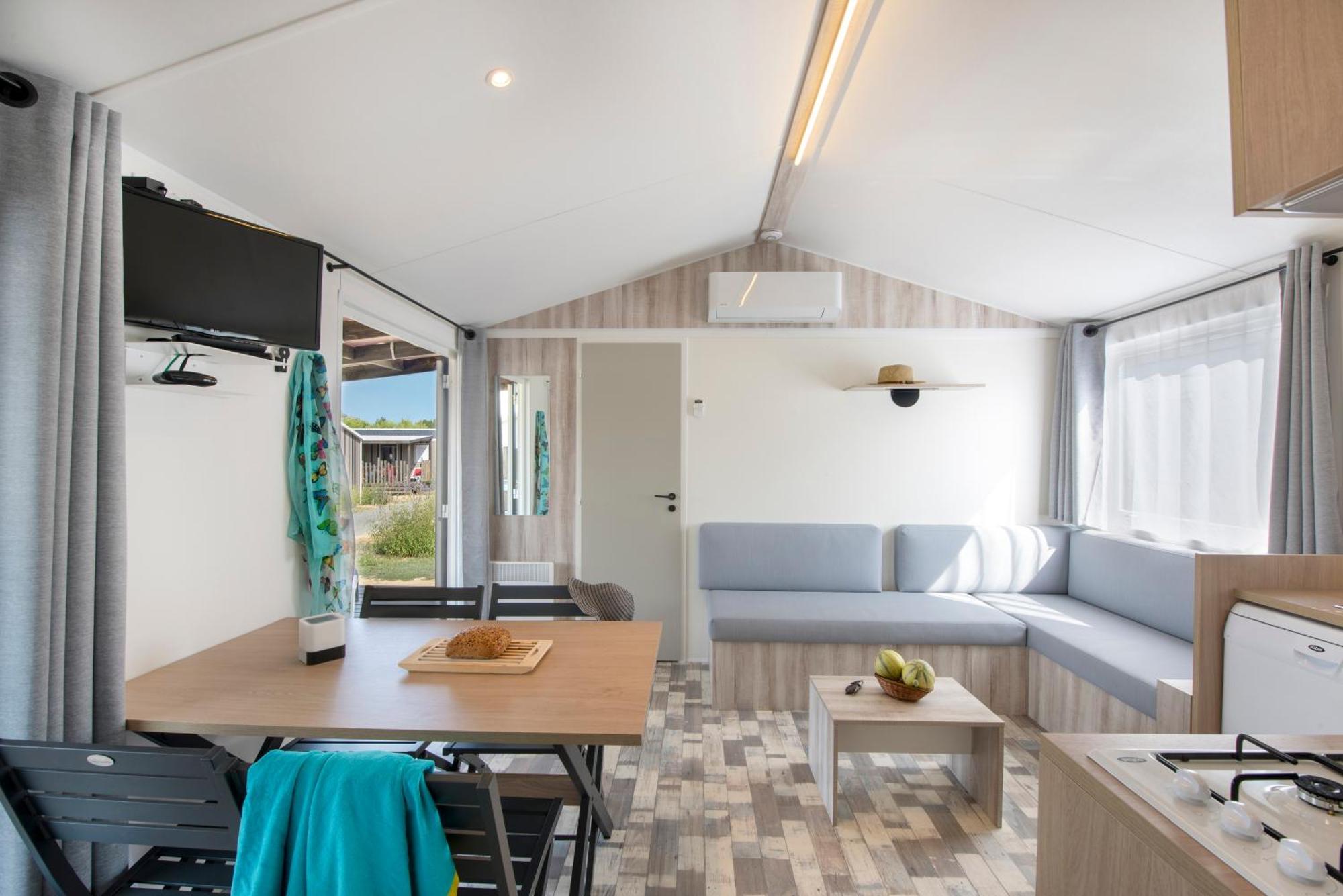 Camping Les Brillas Les Moutiers ภายนอก รูปภาพ