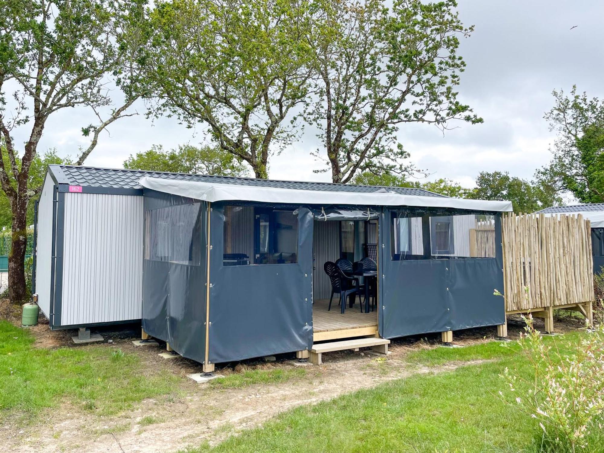 Camping Les Brillas Les Moutiers ภายนอก รูปภาพ
